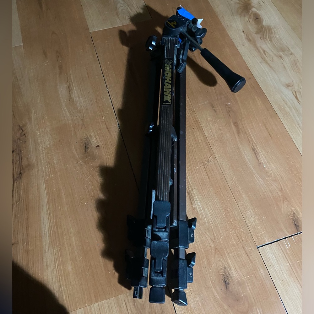 Tripod for camera (Mohawk Lite)  Good Condition
